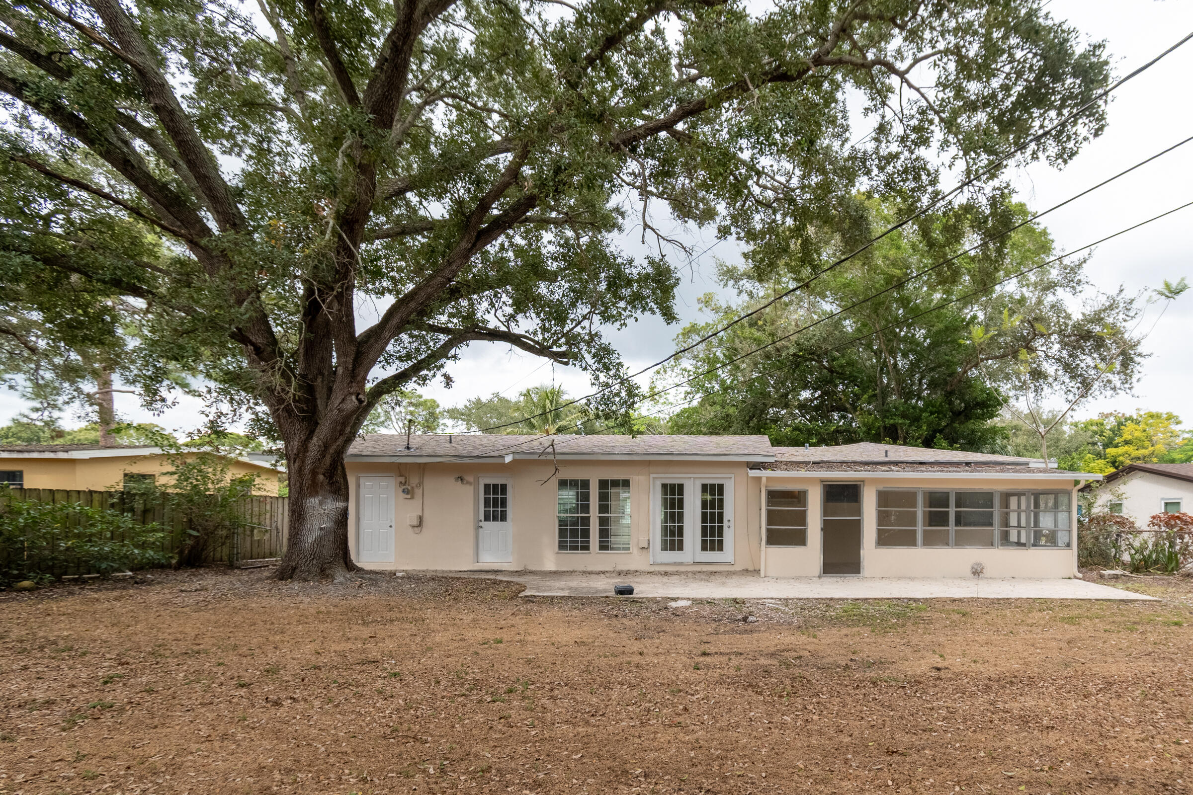 RIVER PARK UNIT 5 - Residential