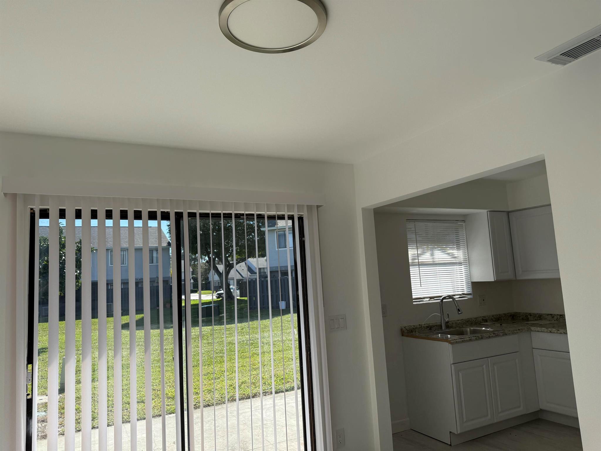 CANALAKE - Residential Lease