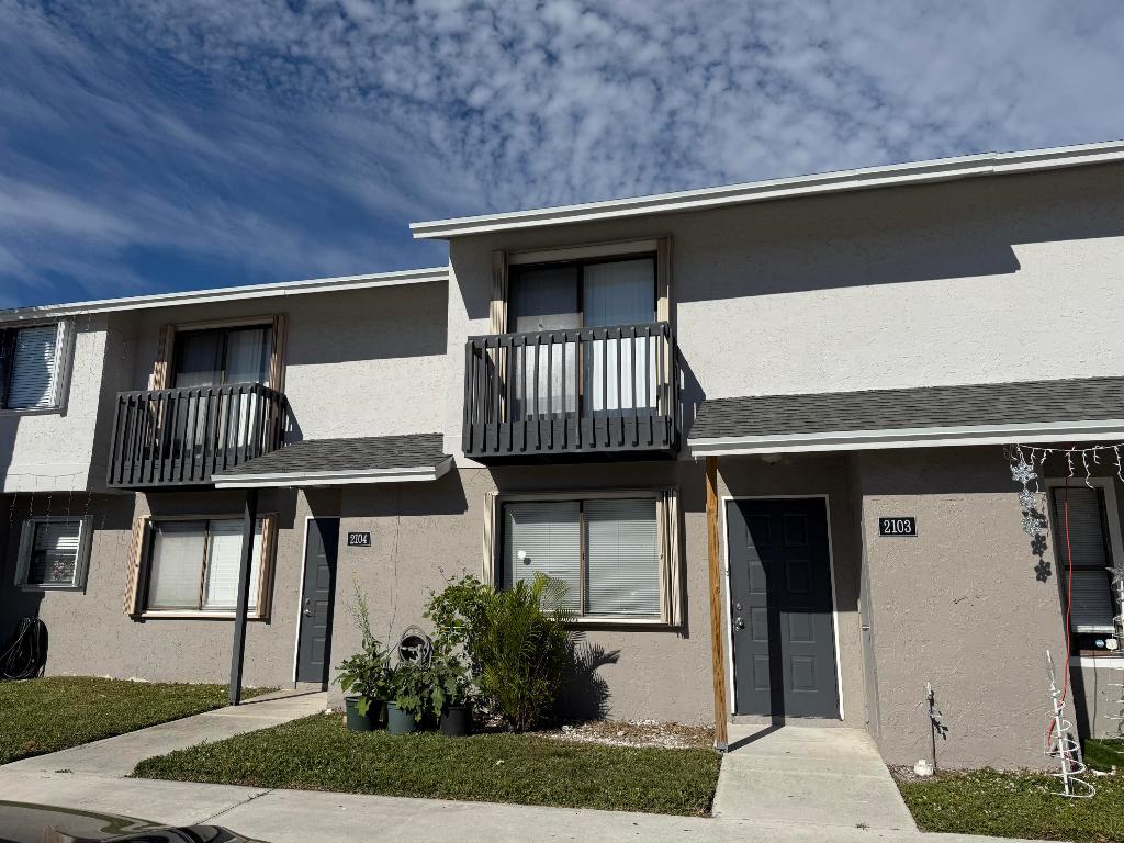 CANALAKE - Residential Lease