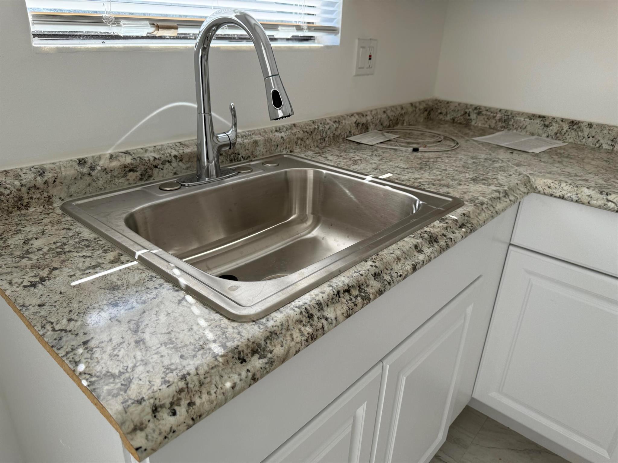 CANALAKE - Residential Lease