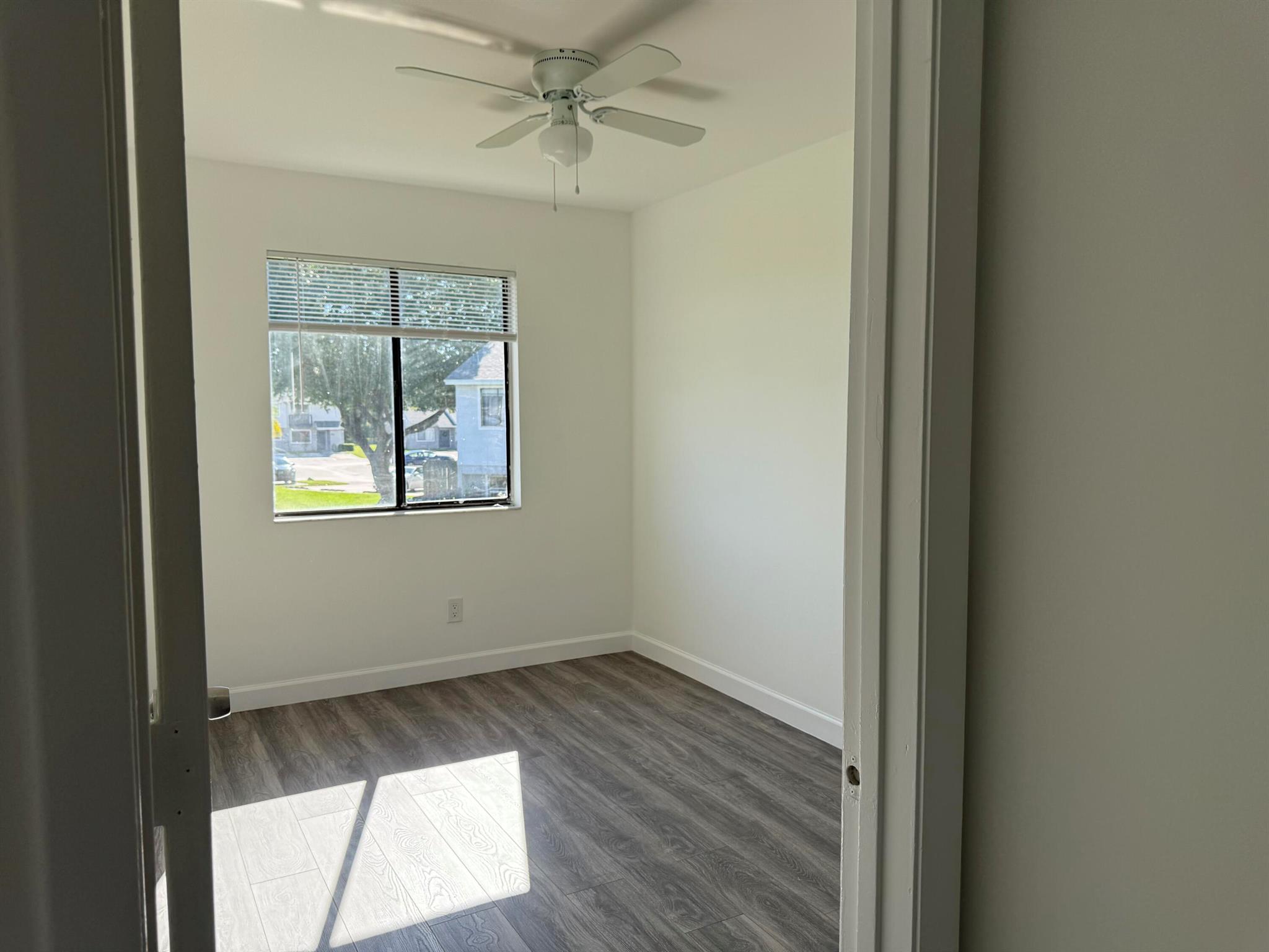 CANALAKE - Residential Lease