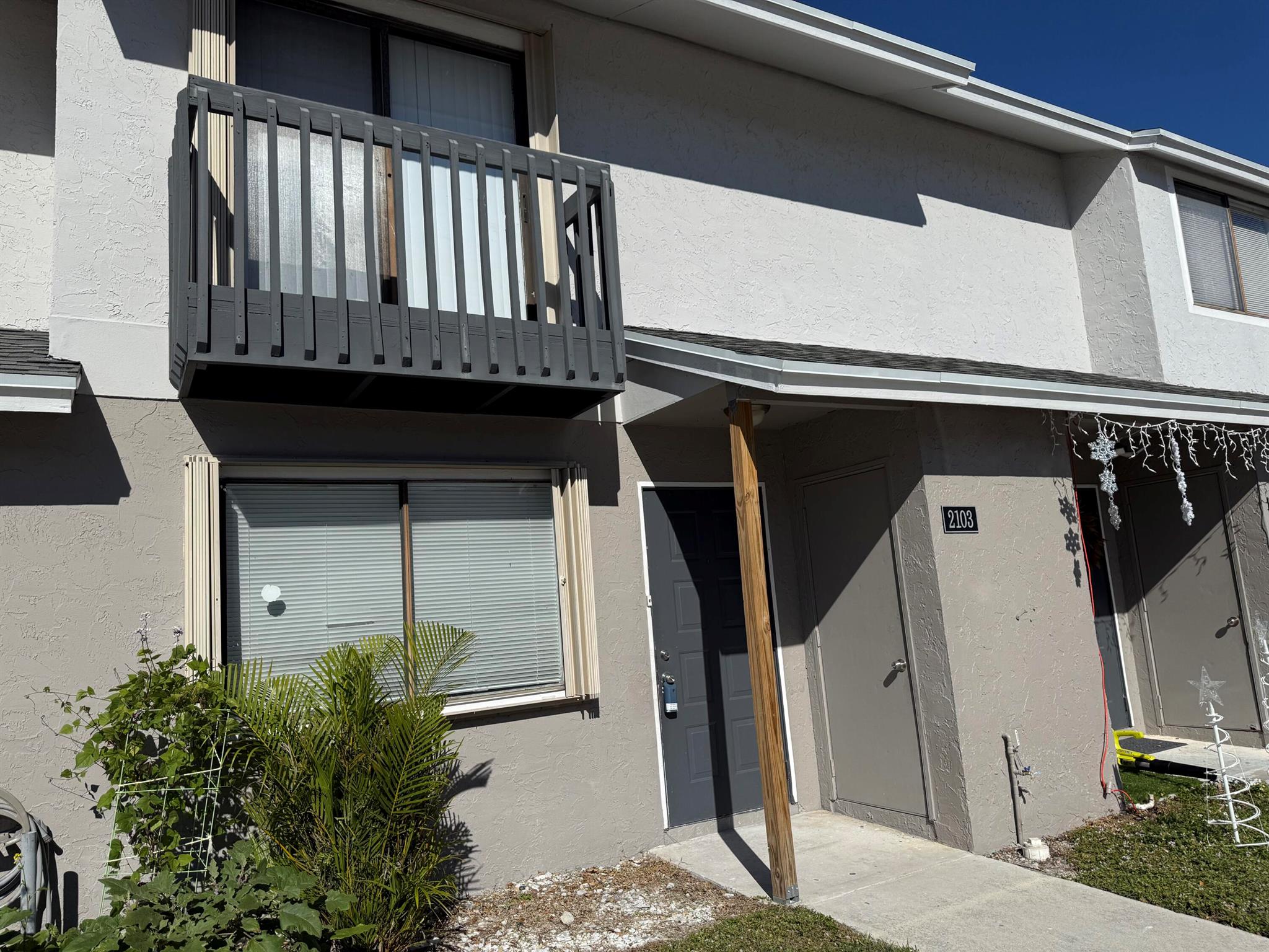 CANALAKE - Residential Lease