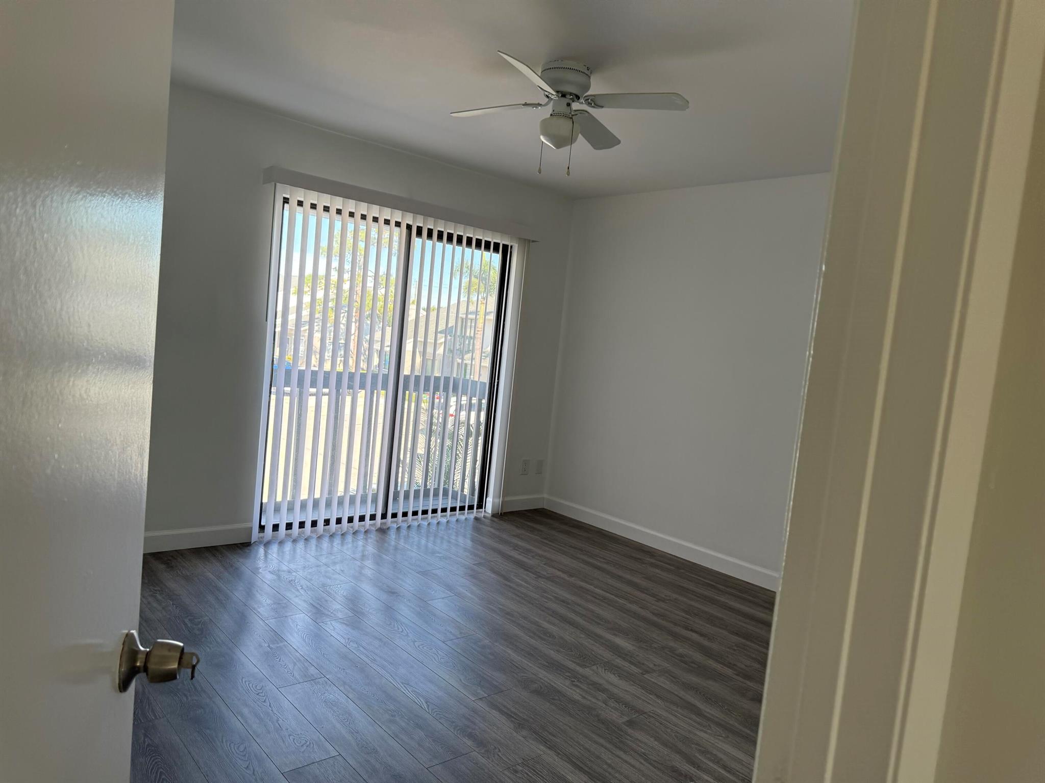 CANALAKE - Residential Lease