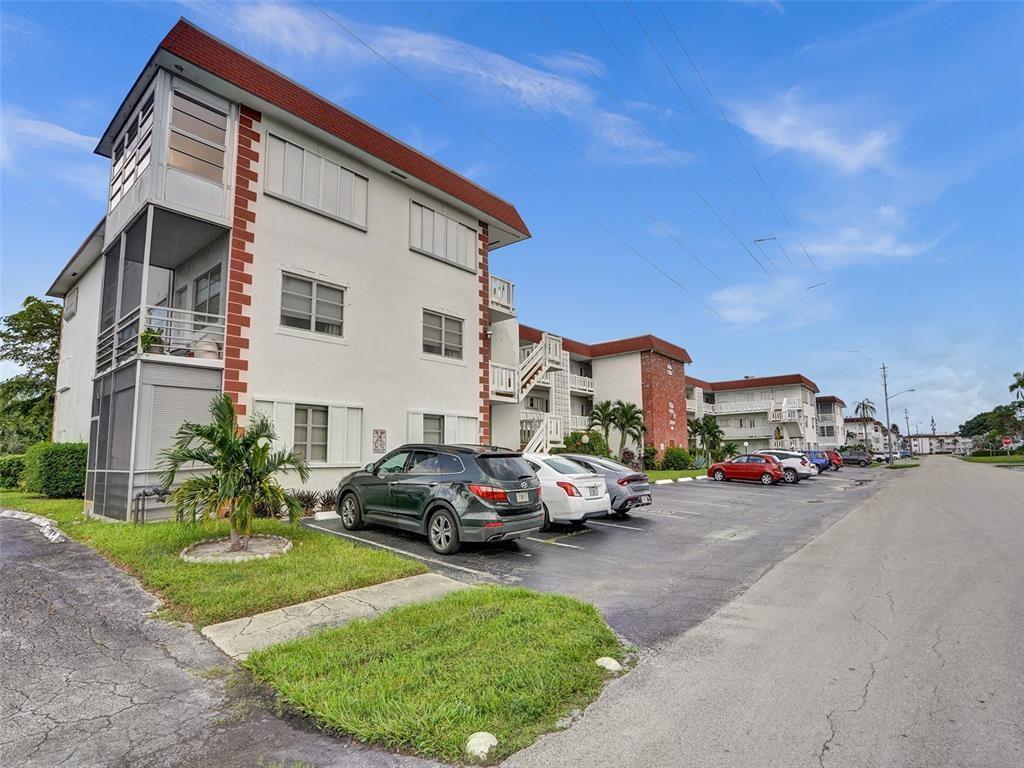 1490 NW 43rd Ave 208