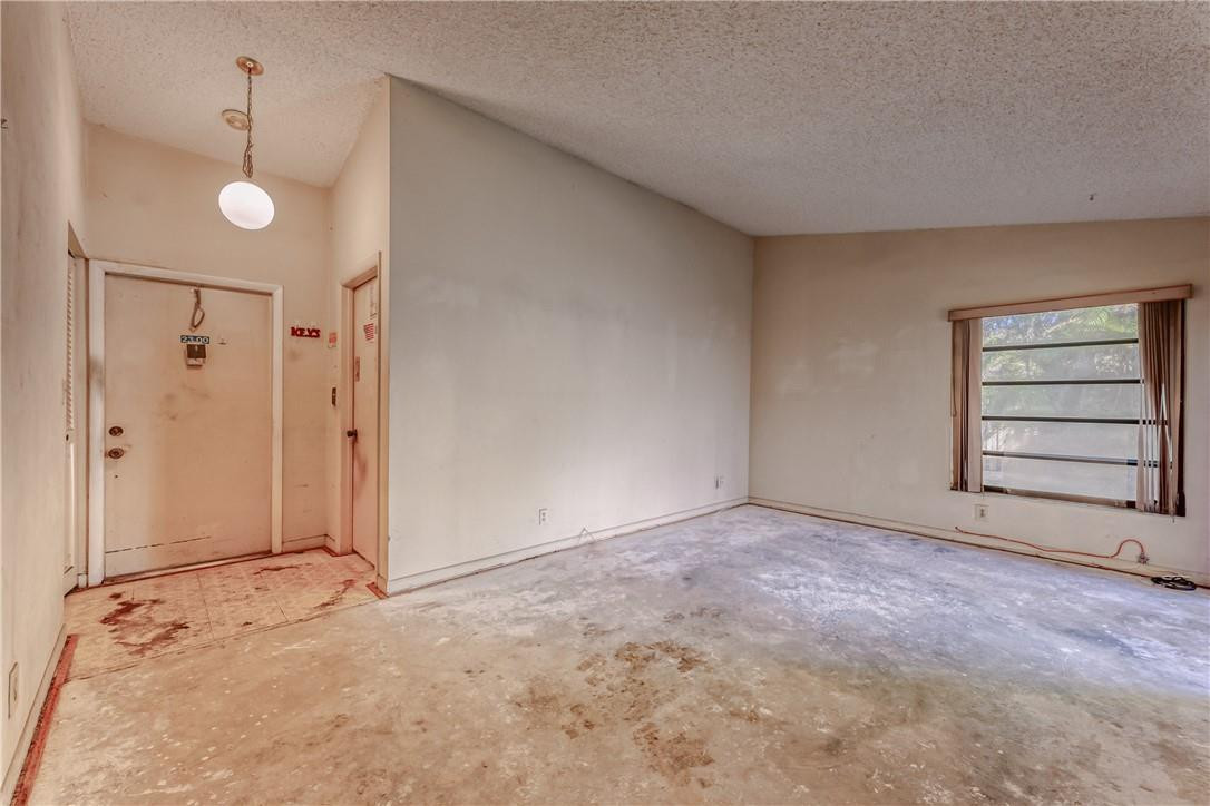 North Lauderdale Village - Residential