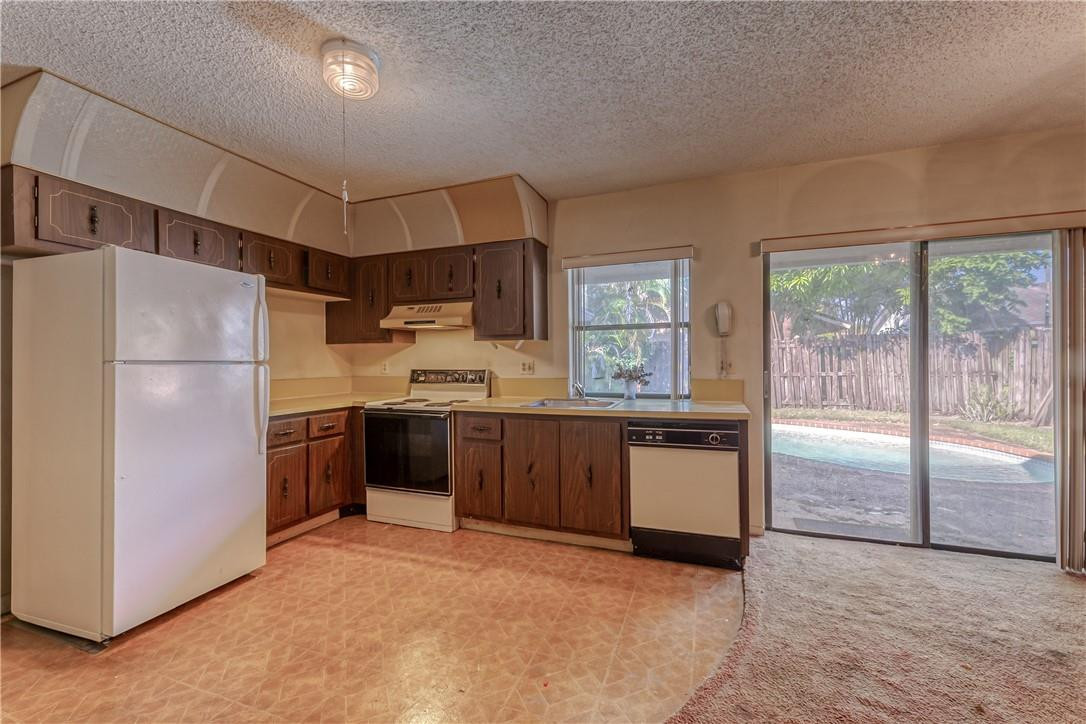 North Lauderdale Village - Residential