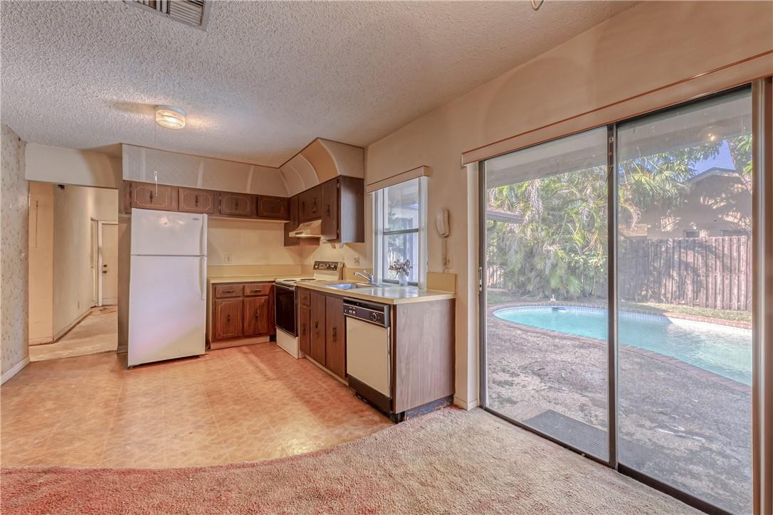 North Lauderdale Village - Residential