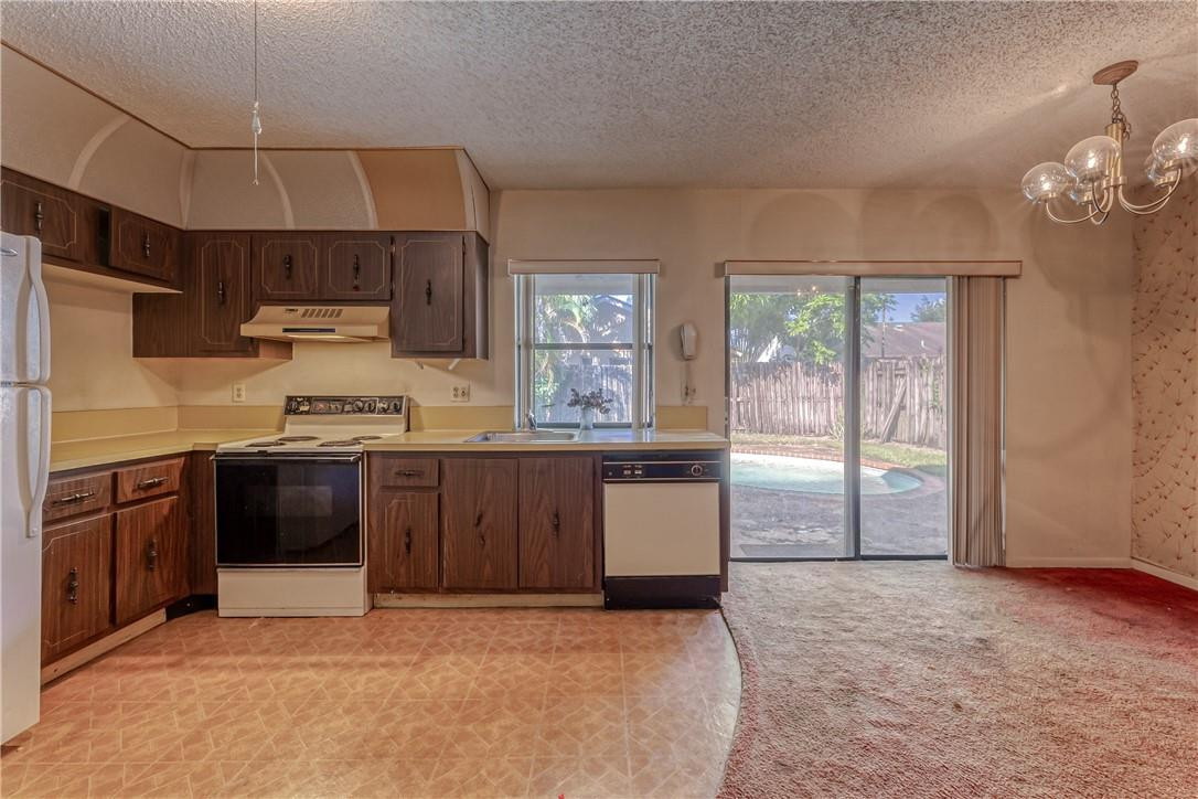 North Lauderdale Village - Residential