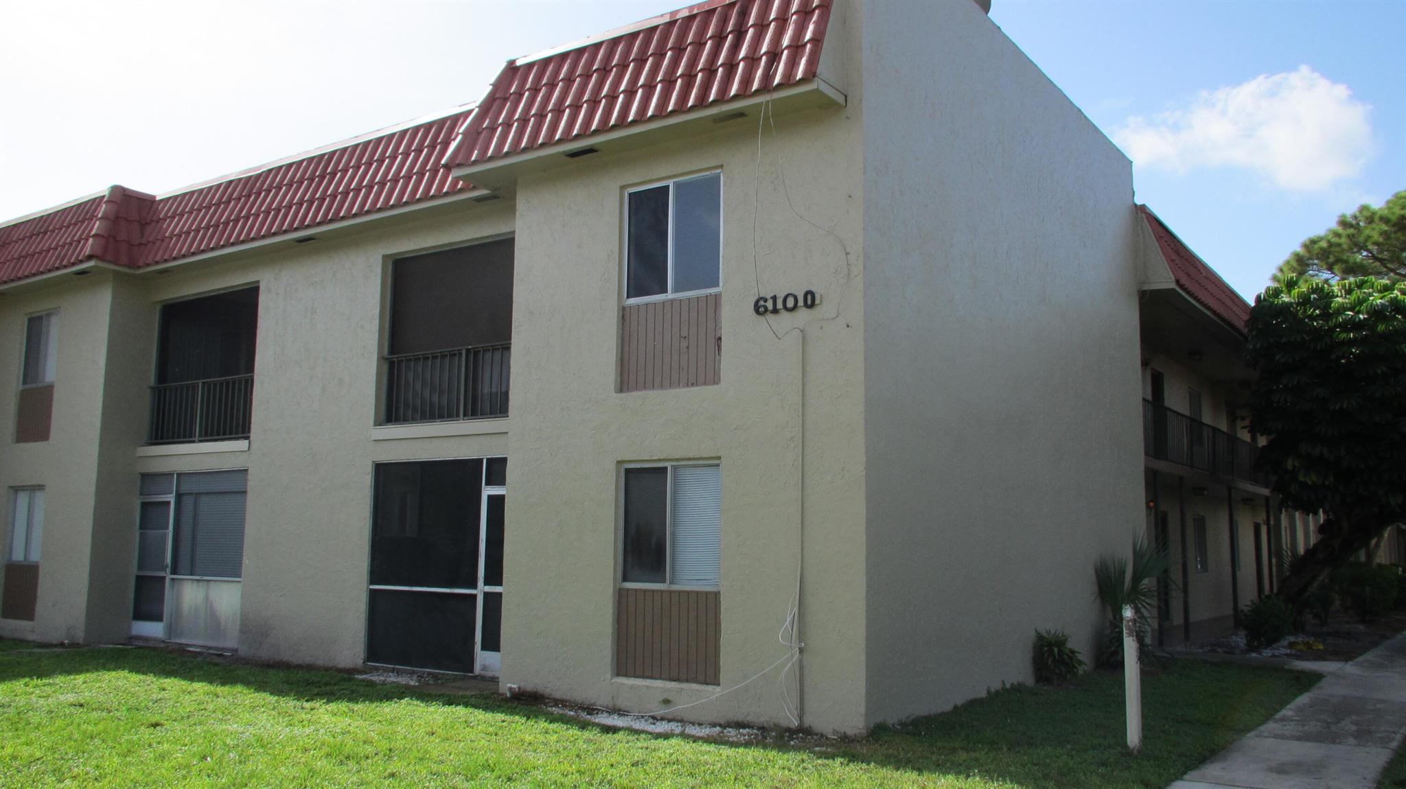 FOREST HILL GARDENS CONDO - Residential Lease