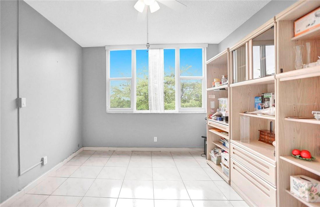 Hillcrest East Condo - Residential