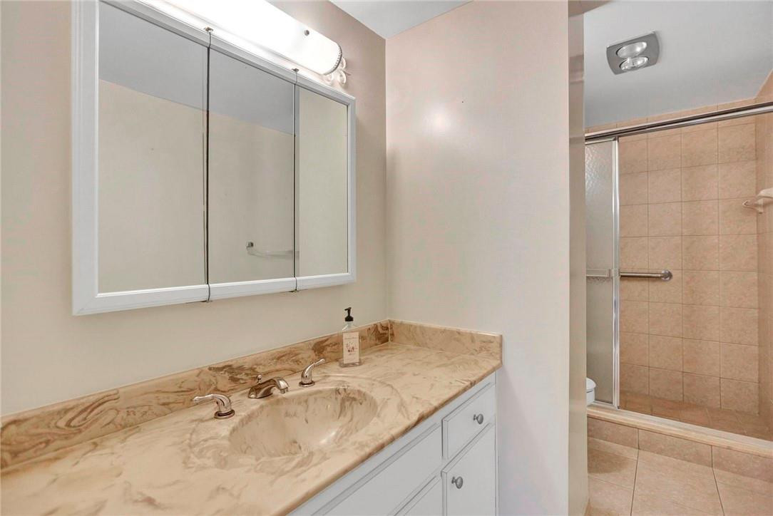 Hillcrest East Condo - Residential