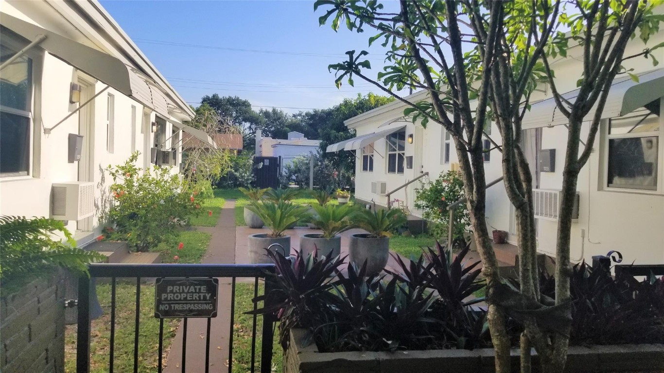 Hollywood South Side Add - Residential Income