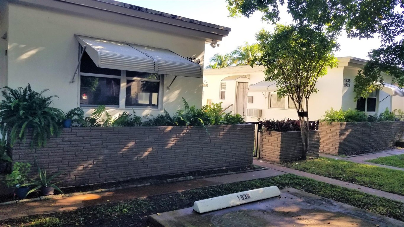 Hollywood South Side Add - Residential Income