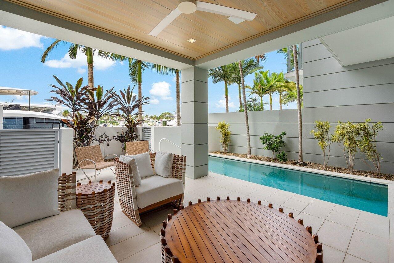 SEAGATE YACHT CLUB - Residential