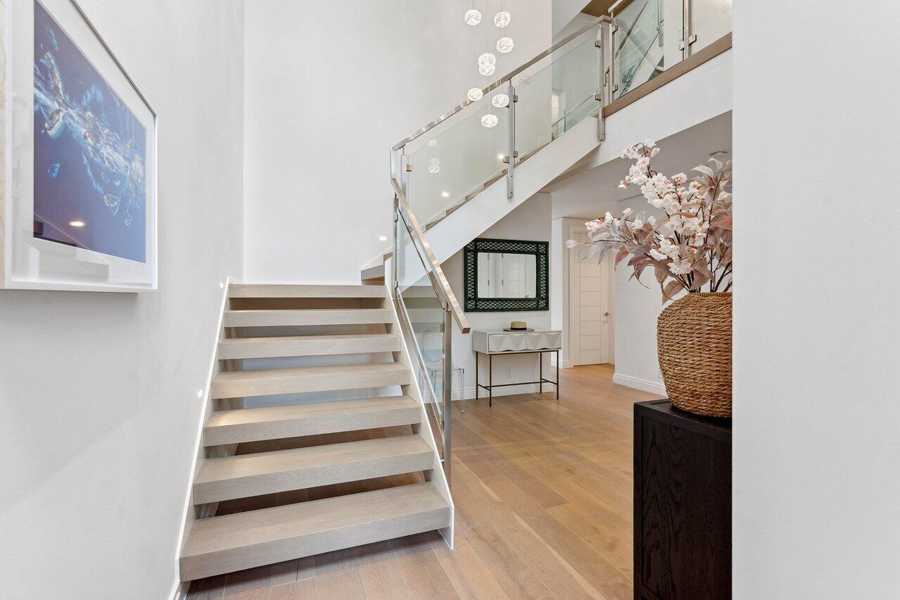 SEAGATE YACHT CLUB - Residential