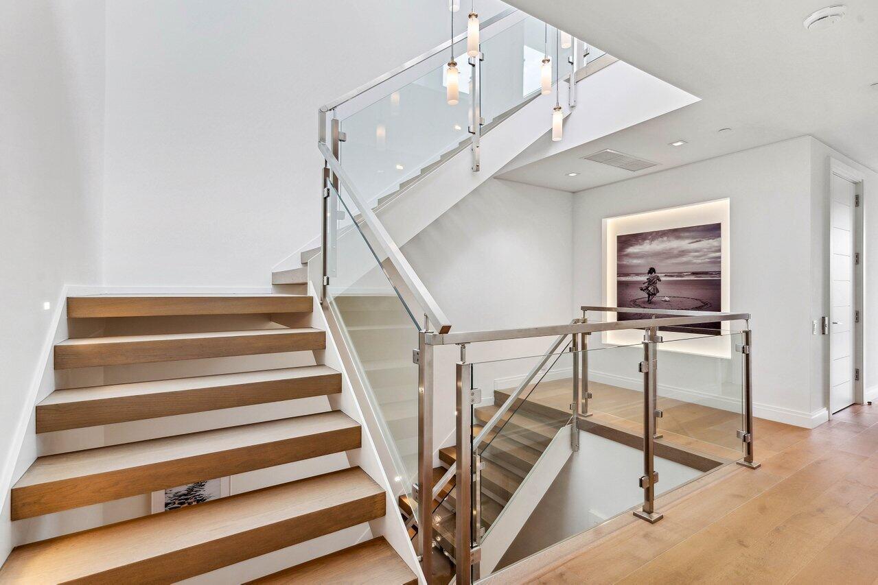 SEAGATE YACHT CLUB - Residential