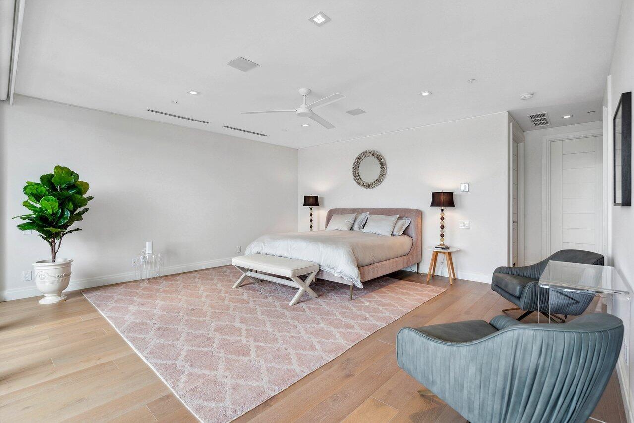 SEAGATE YACHT CLUB - Residential