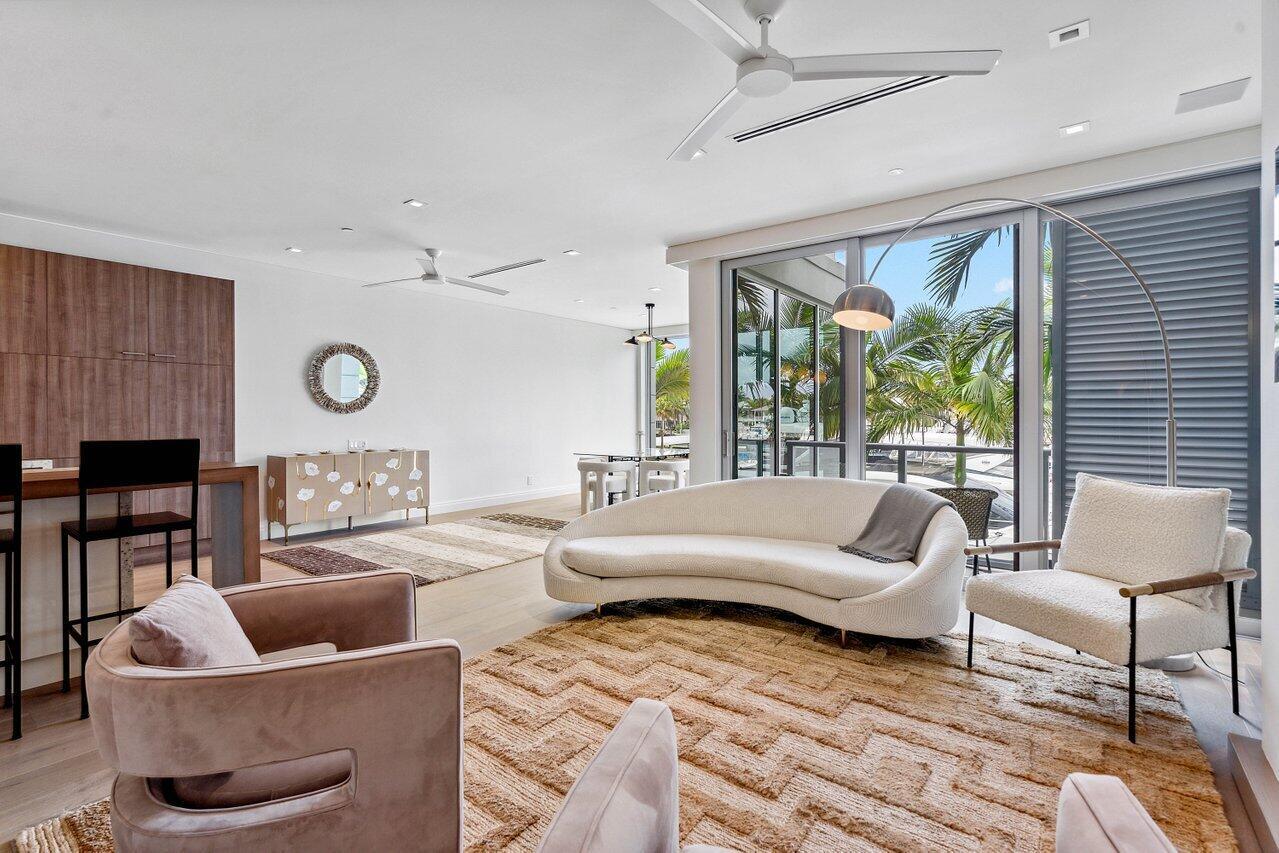 SEAGATE YACHT CLUB - Residential