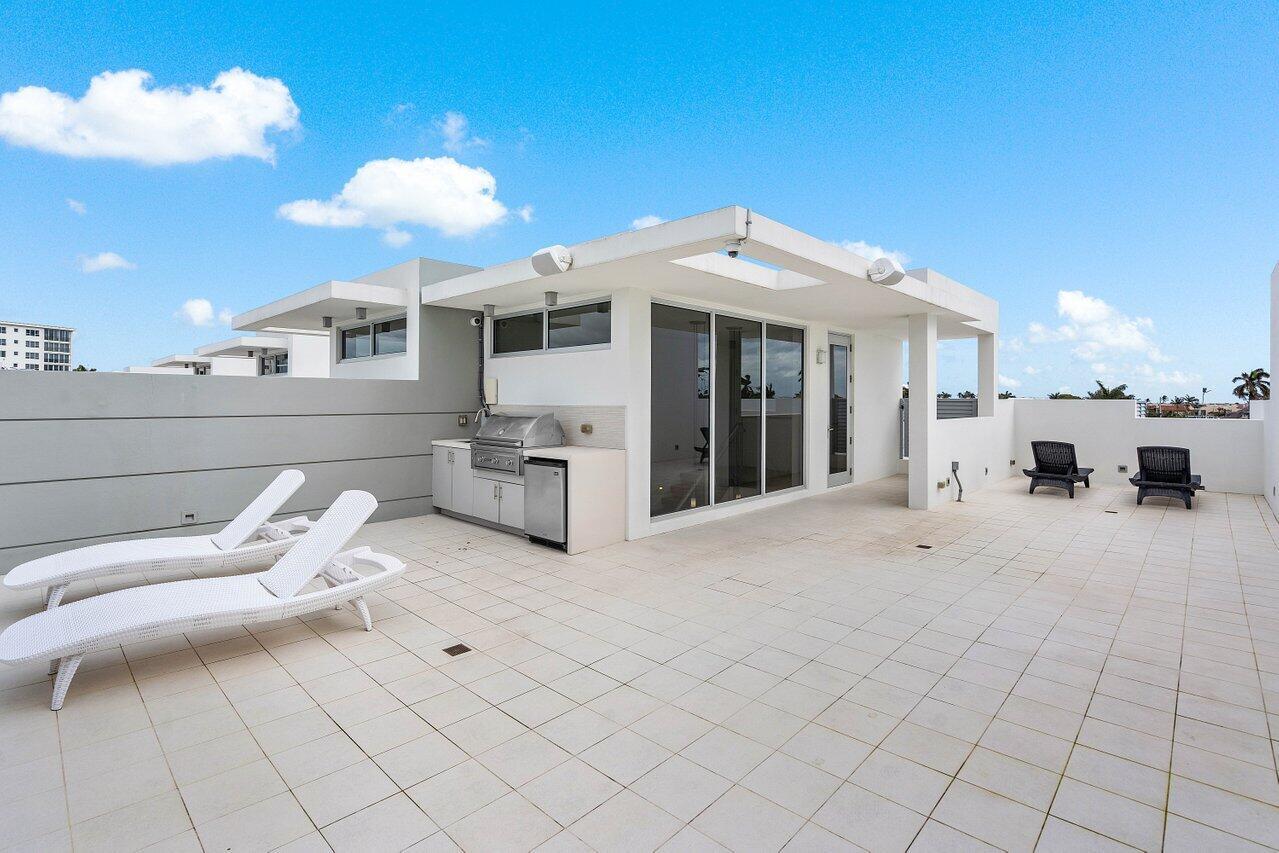 SEAGATE YACHT CLUB - Residential