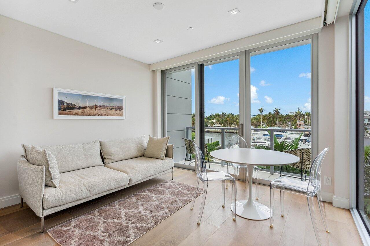 SEAGATE YACHT CLUB - Residential