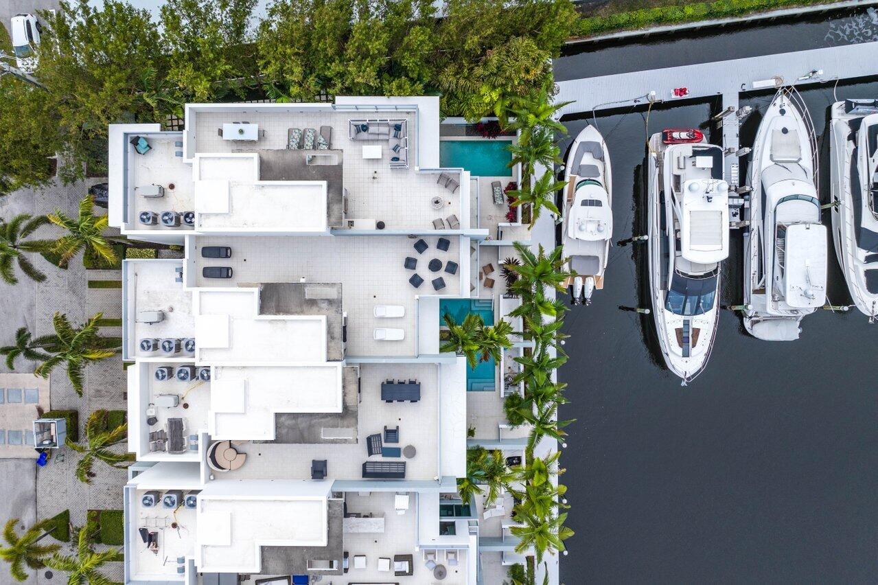 SEAGATE YACHT CLUB - Residential