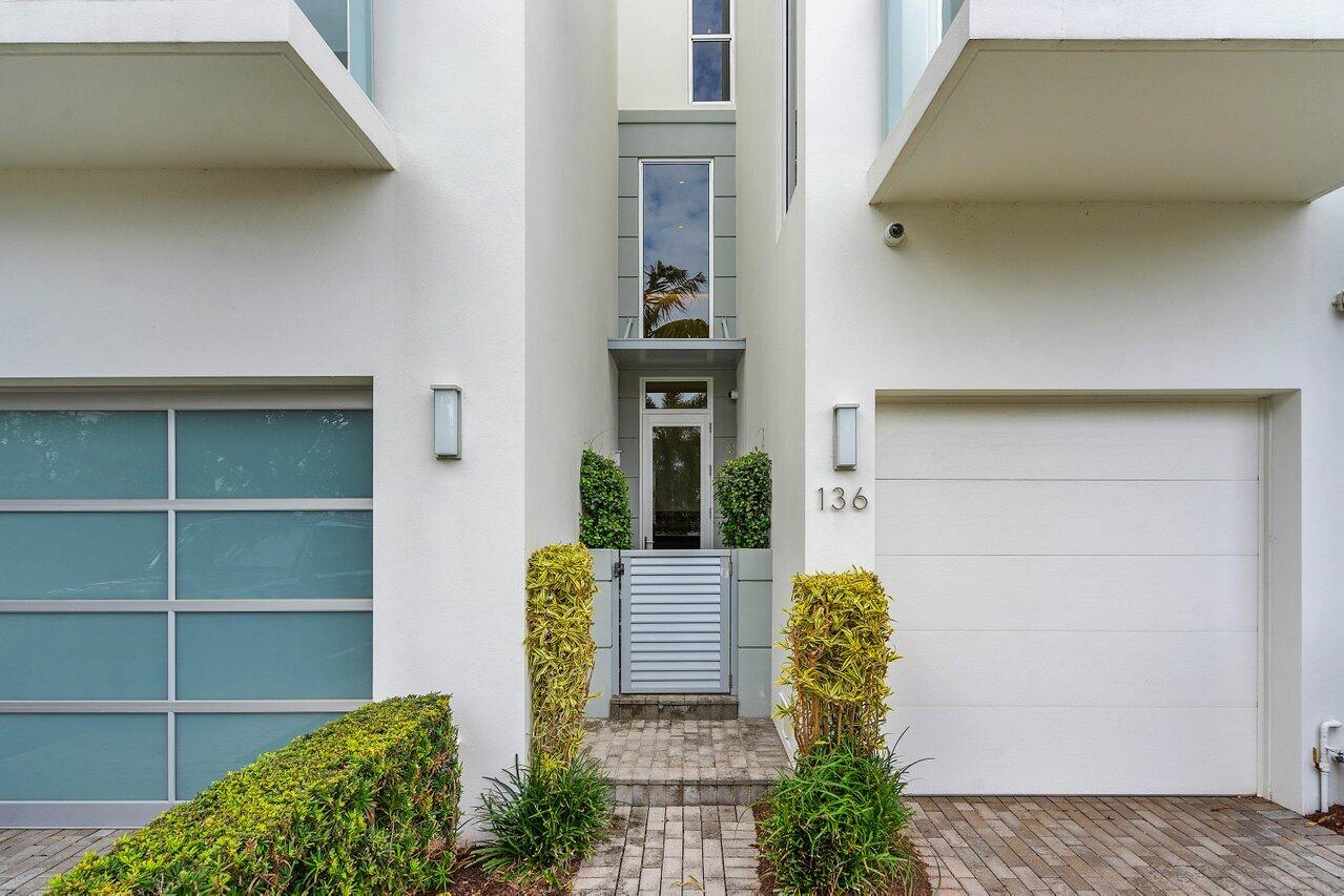 SEAGATE YACHT CLUB - Residential