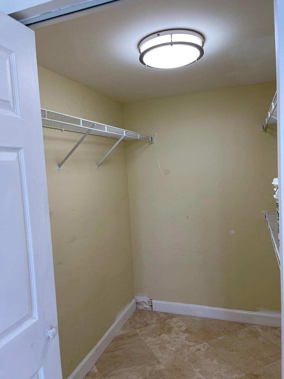 CITYPLACE TOWER CONDOMINI - Residential Lease