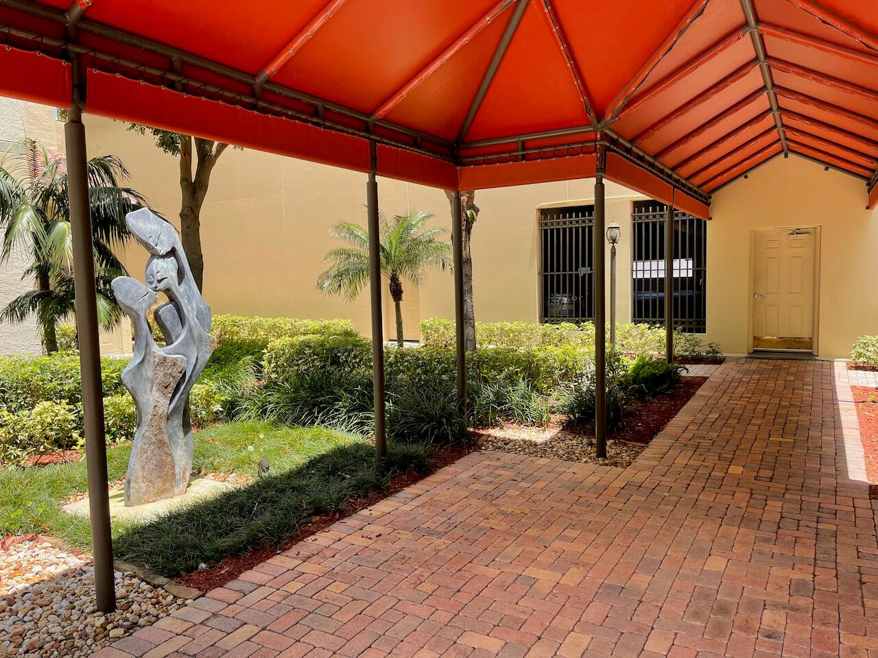 CITYPLACE TOWER CONDOMINI - Residential Lease