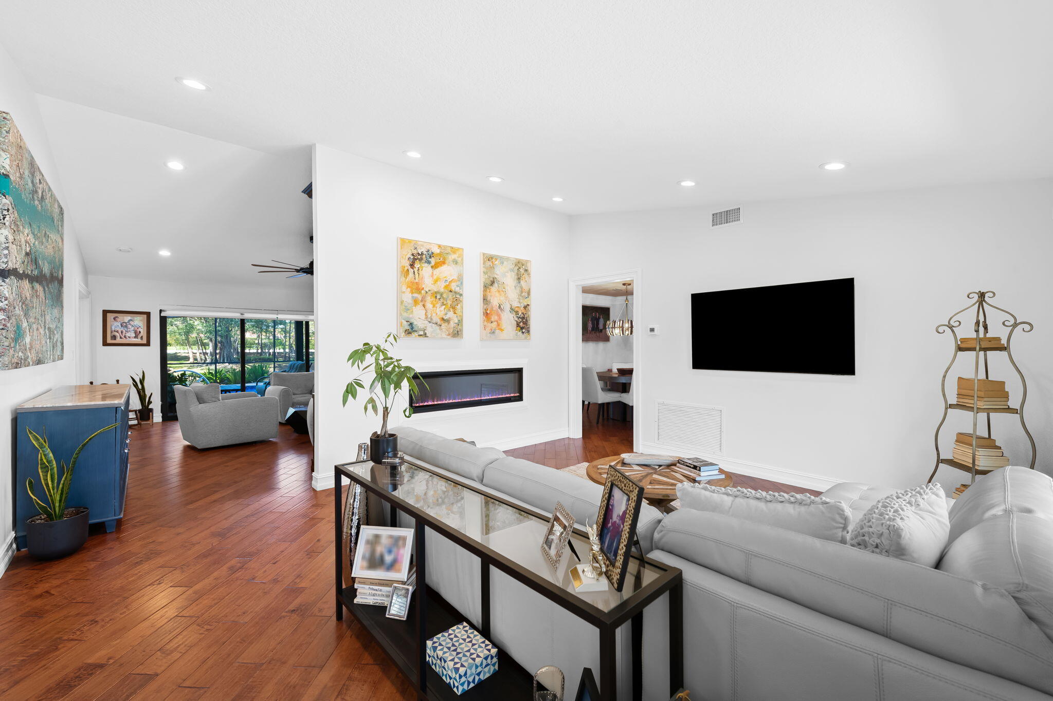 View photos, virtual tours, details... 2901 NW 24 Terrace N