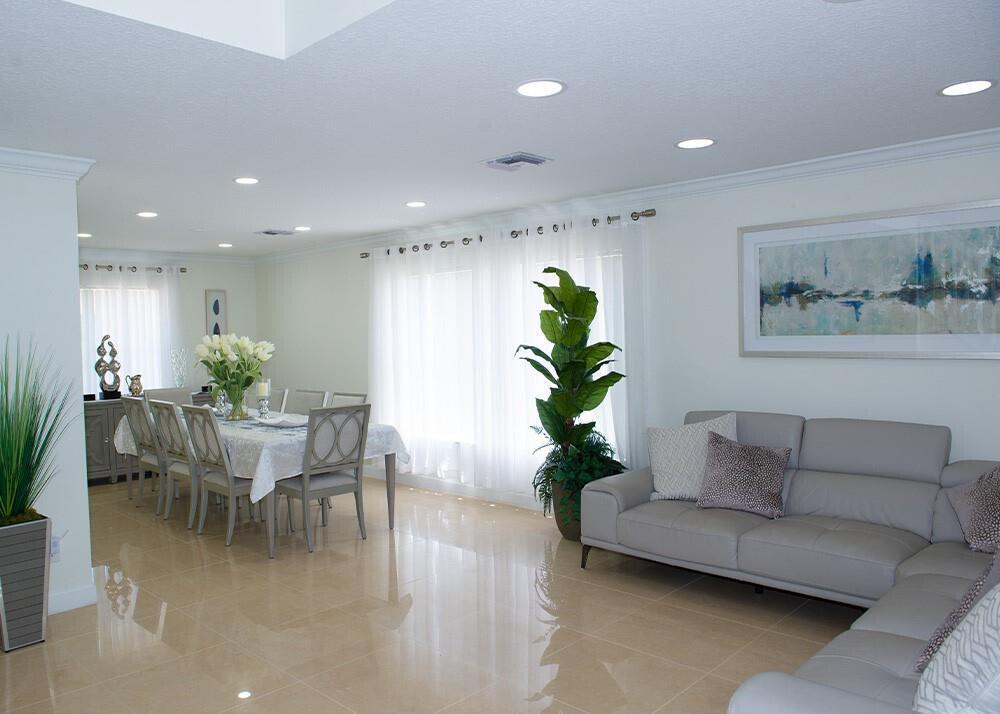 6125 NW 40th Street