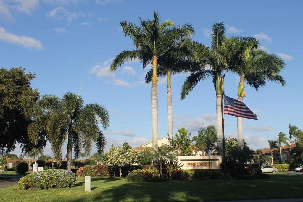 Photo of 502 Pinecrest Circle #D, Jupiter, FL 33458 (MLS # R10682848)