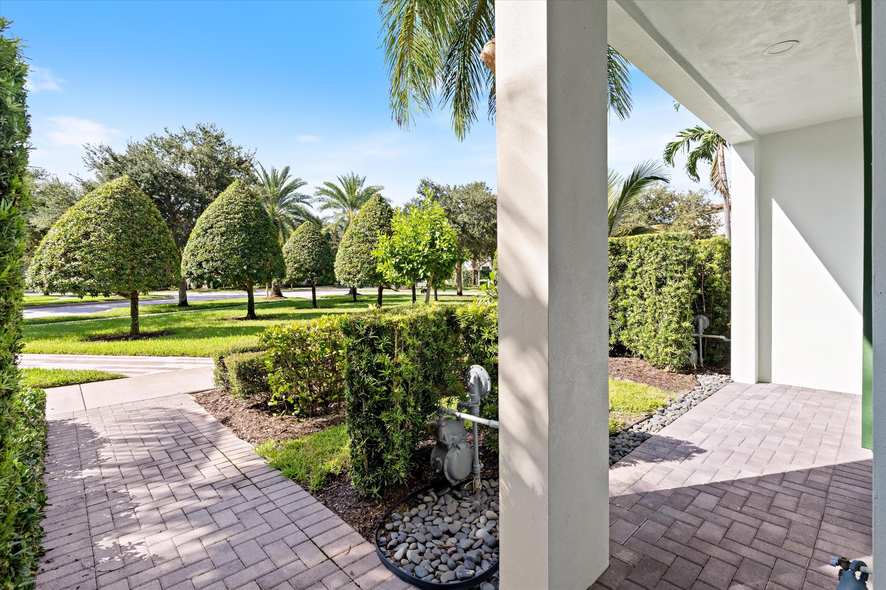 7089 Edison Place