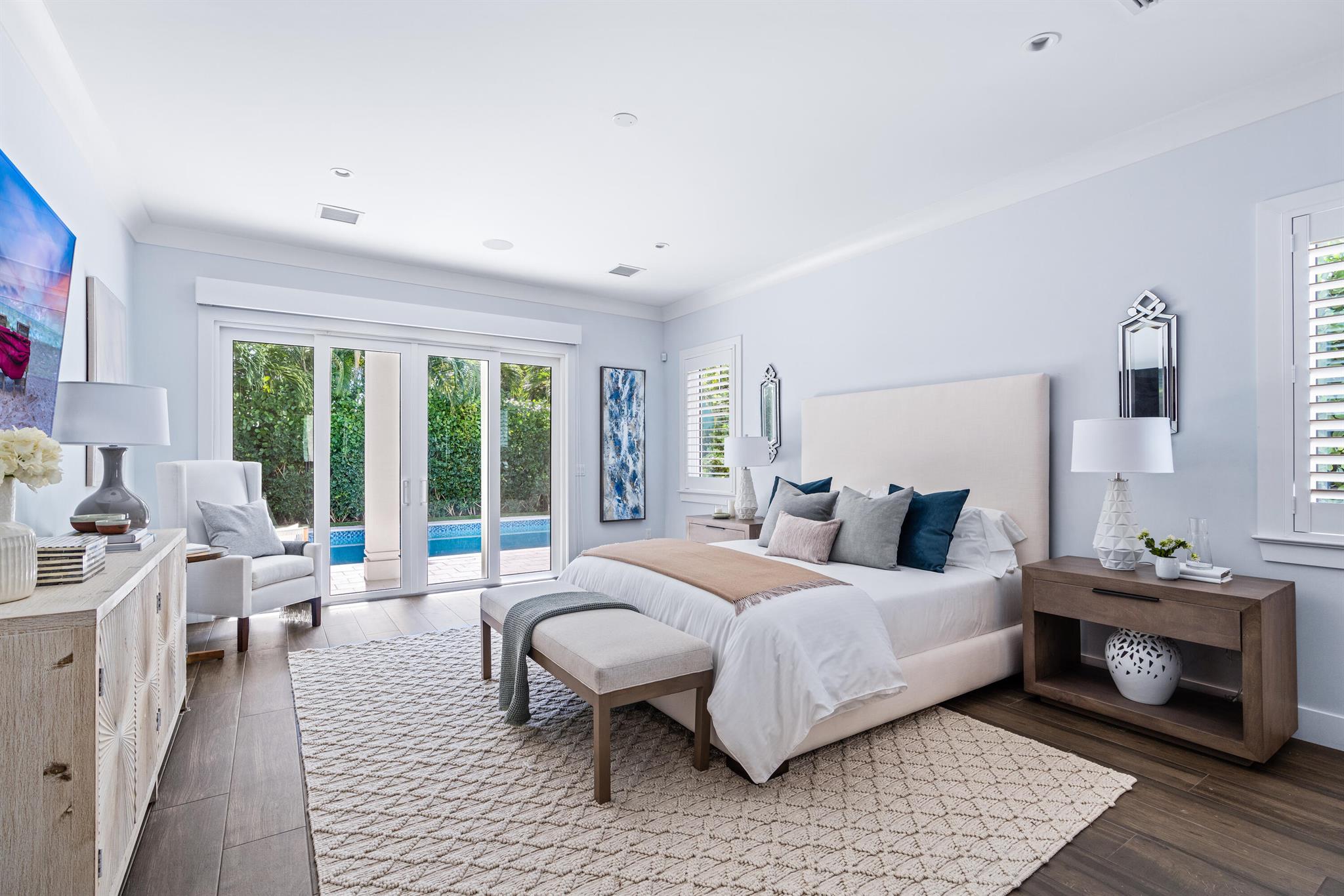 EDGEWATER - Residential