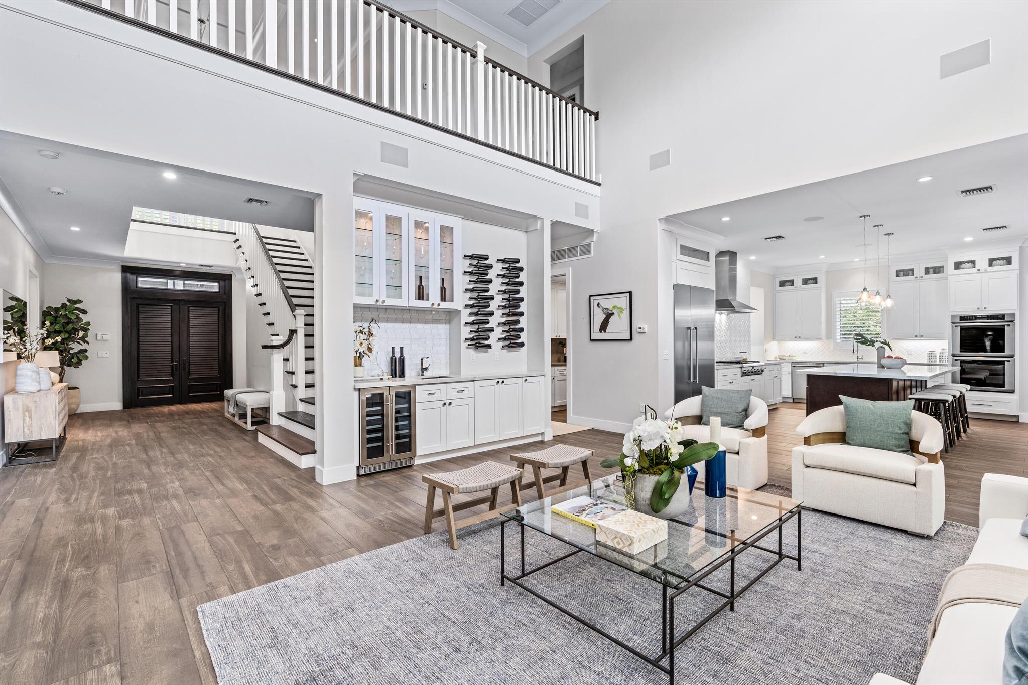 EDGEWATER - Residential