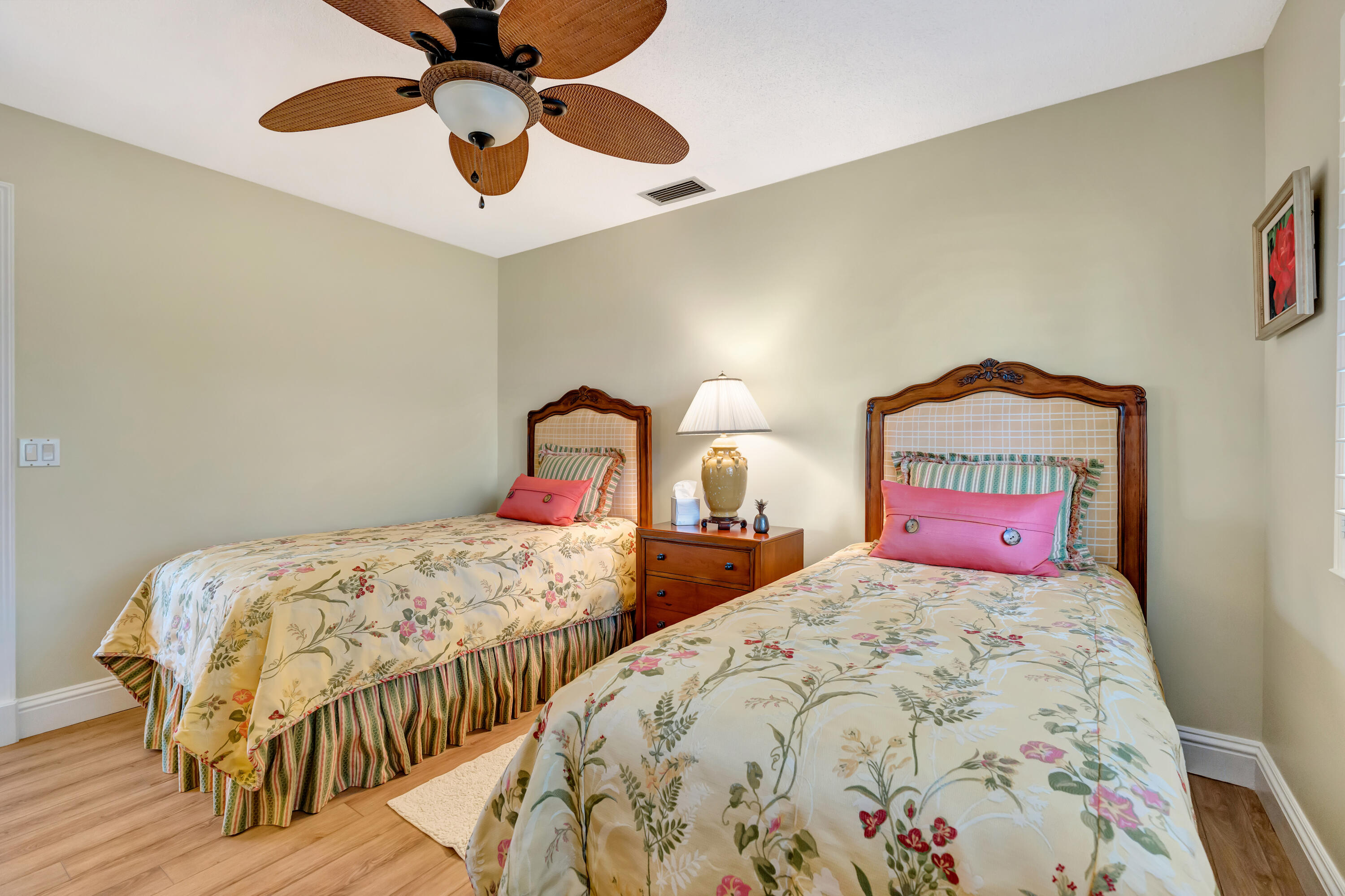 PIPERS LANDING - Residential