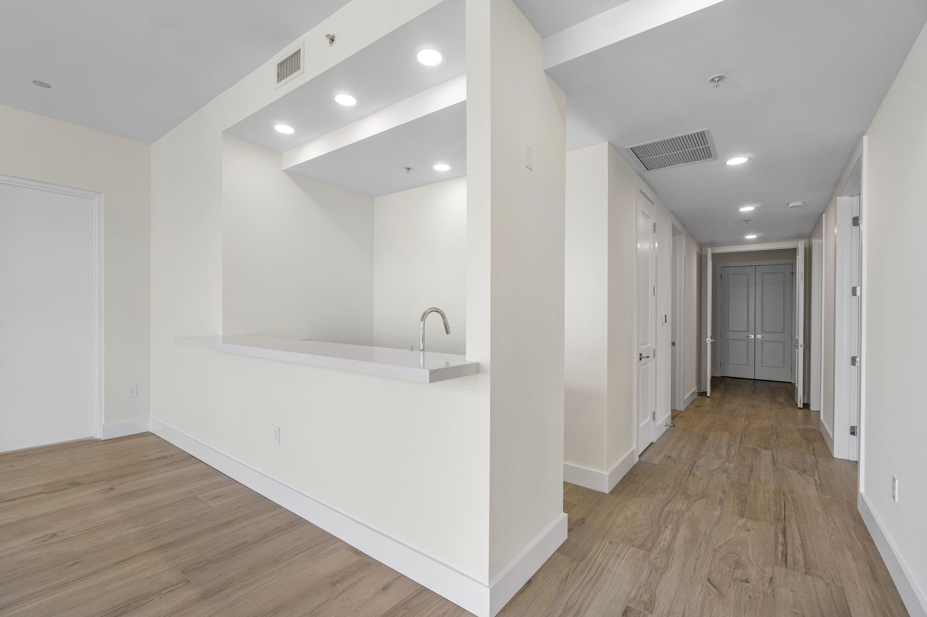 178 Lake Drive 4301