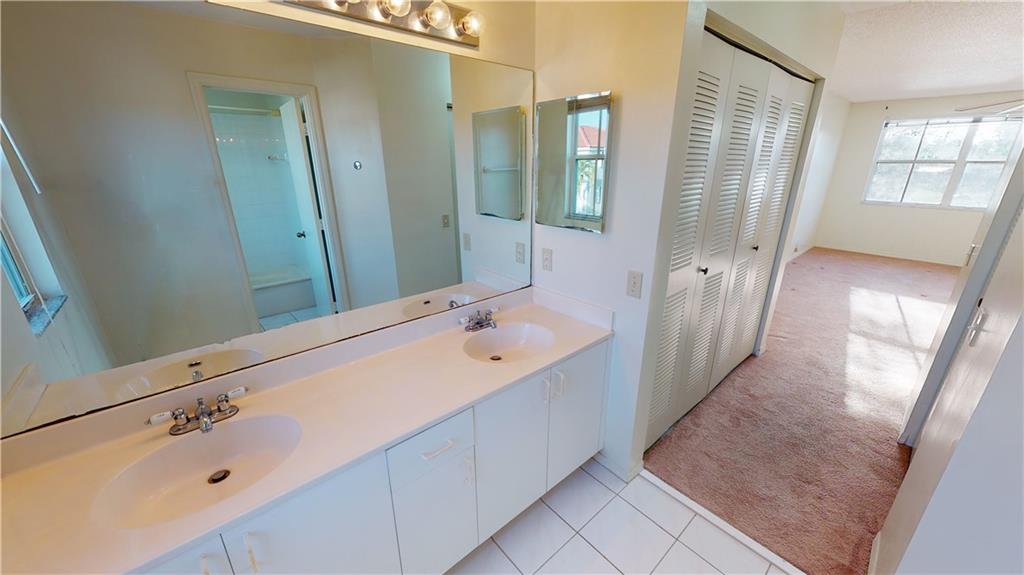 The Palm Island 151-31 B - Residential
