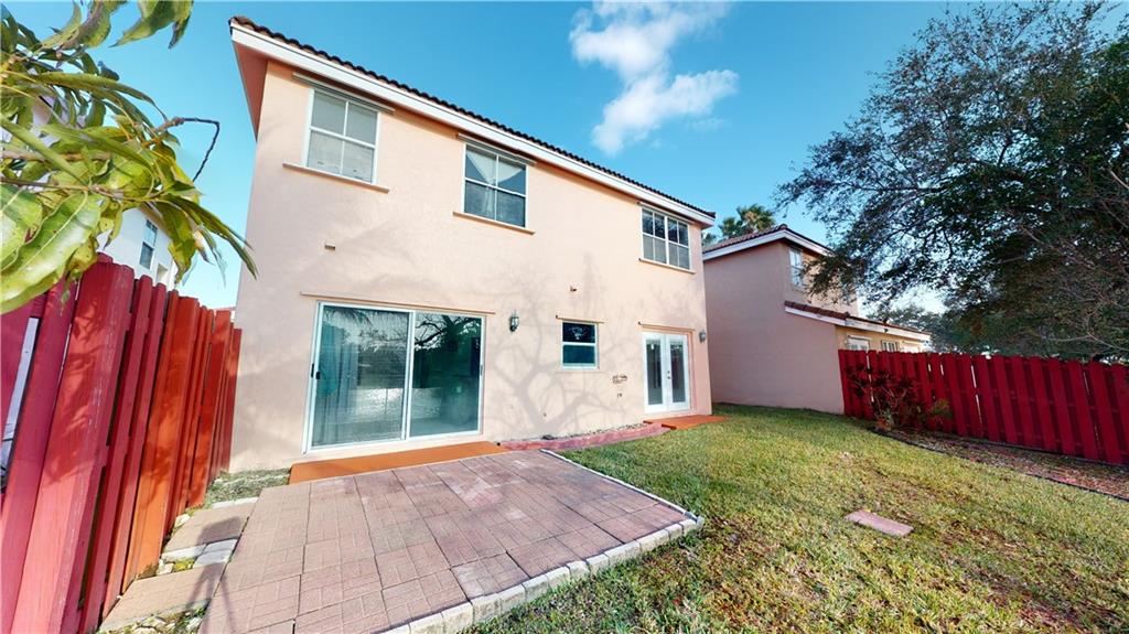 The Palm Island 151-31 B - Residential