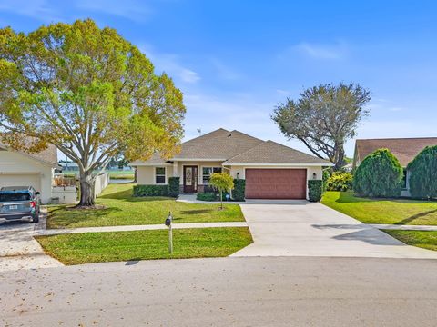 1901 Primrose Lane Wellington FL 33414