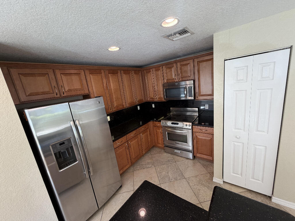 Properties | Stephanie Kaufman 22159 Majestic Woods Way