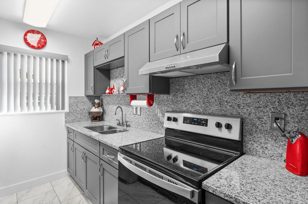 Photo of 420 Sandpiper Drive #B (E), Fort Pierce, FL 34982 (MLS # R11166268)