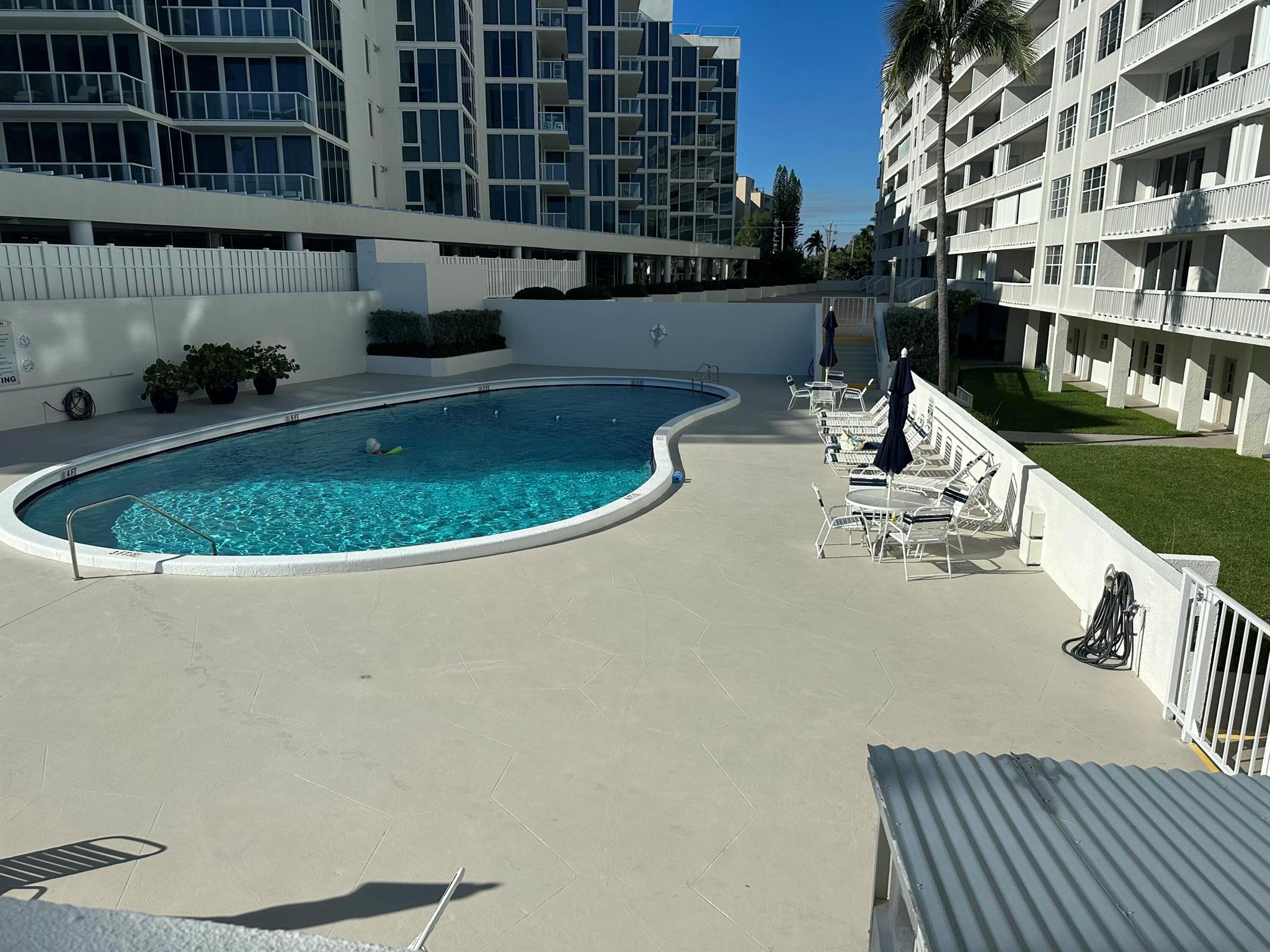 TUSCANY OF PALM BEACH CON - Residential Lease