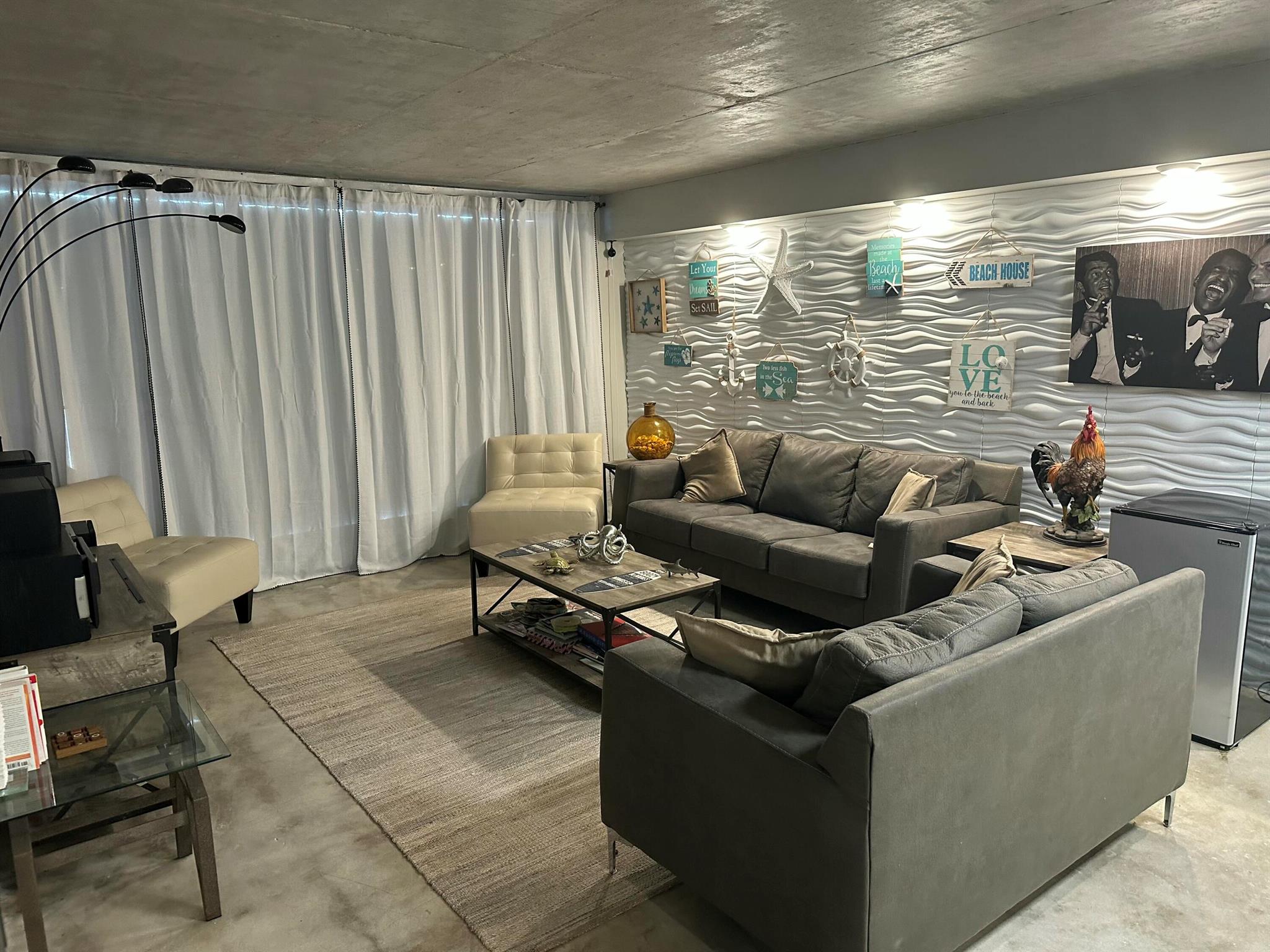 TUSCANY OF PALM BEACH CON - Residential Lease