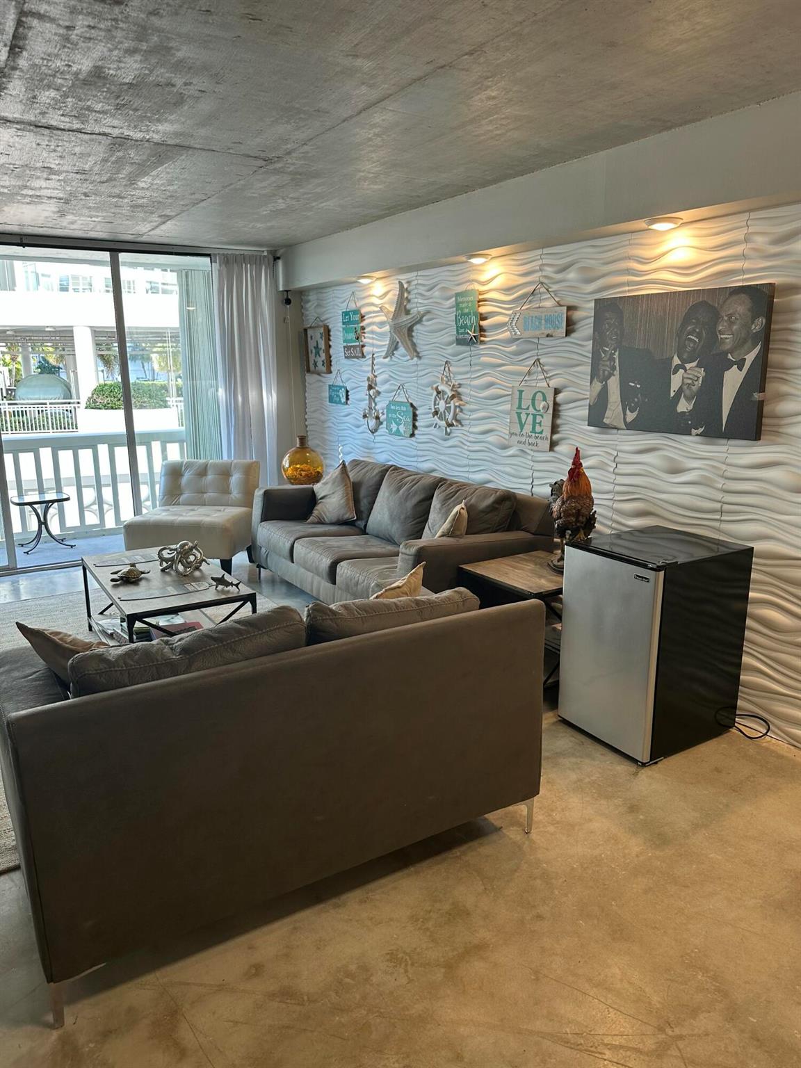 TUSCANY OF PALM BEACH CON - Residential Lease