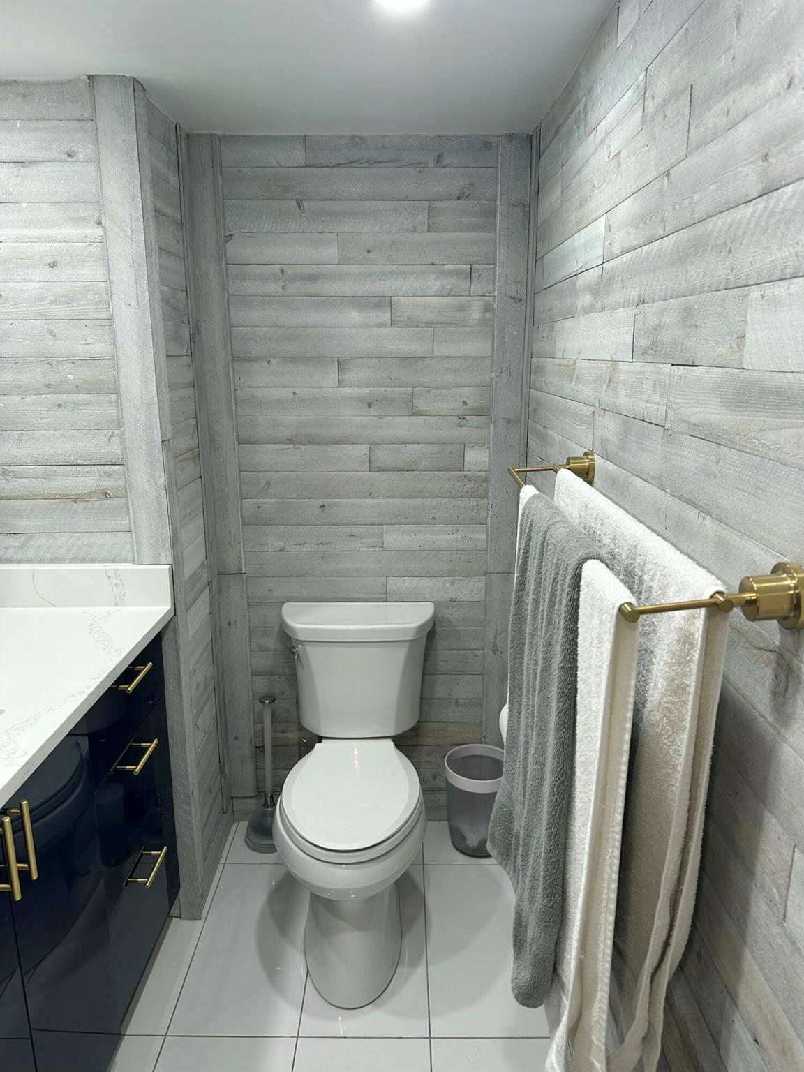 TUSCANY OF PALM BEACH CON - Residential Lease