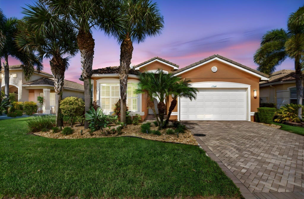 Photo of 11584 Dawson Range Road, Boynton Beach, FL 33473 (MLS # B26072322)
