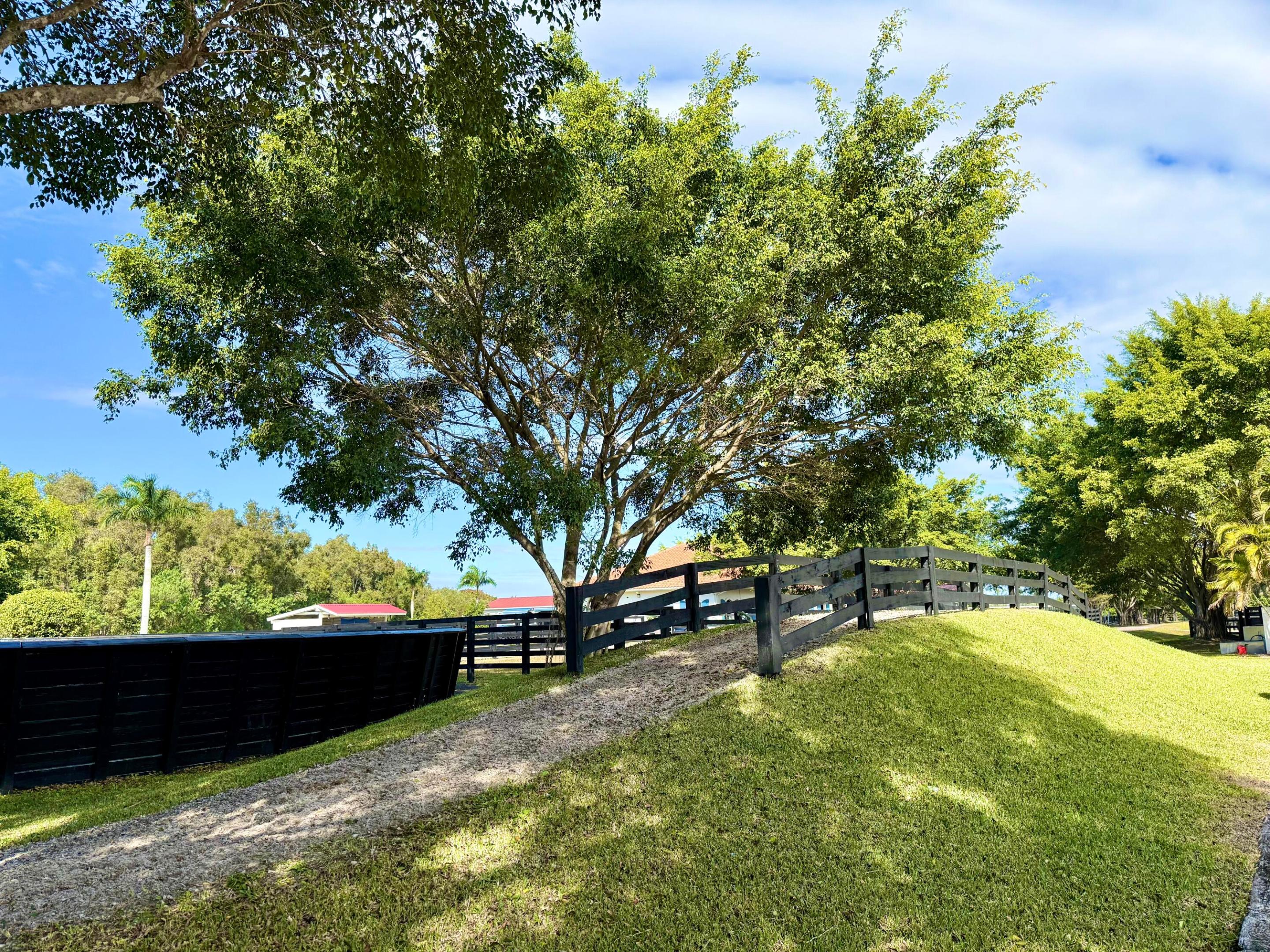 Sun Glade Estates - Residential