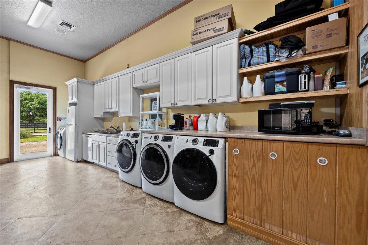 Sun Glade Estates - Residential