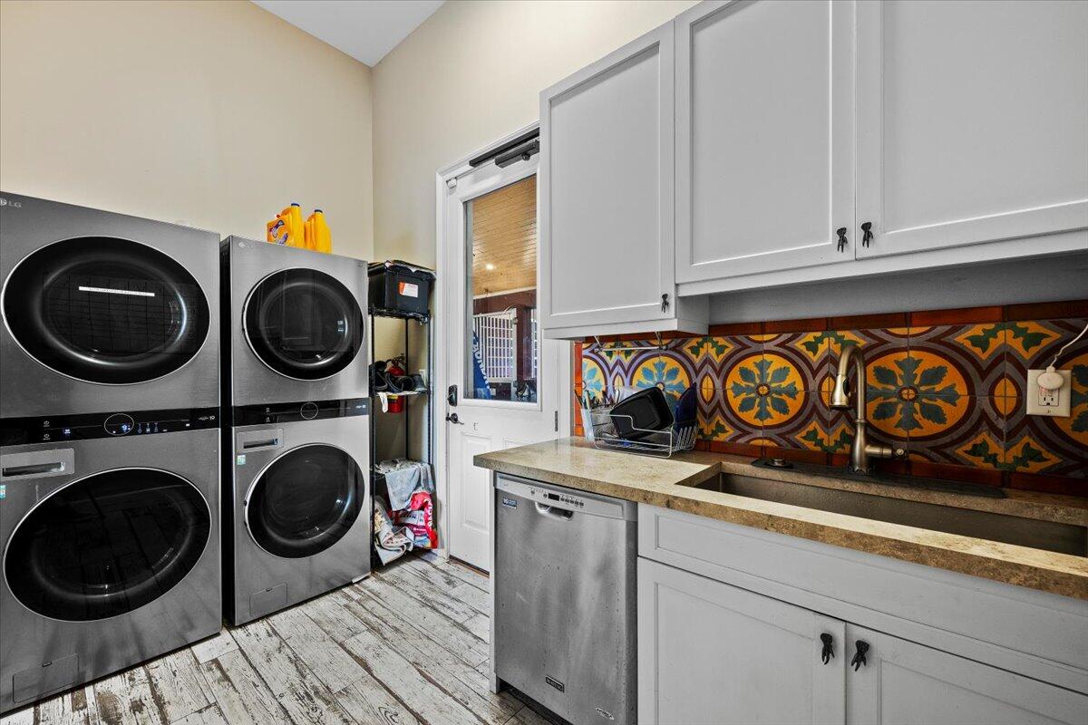 Sun Glade Estates - Residential