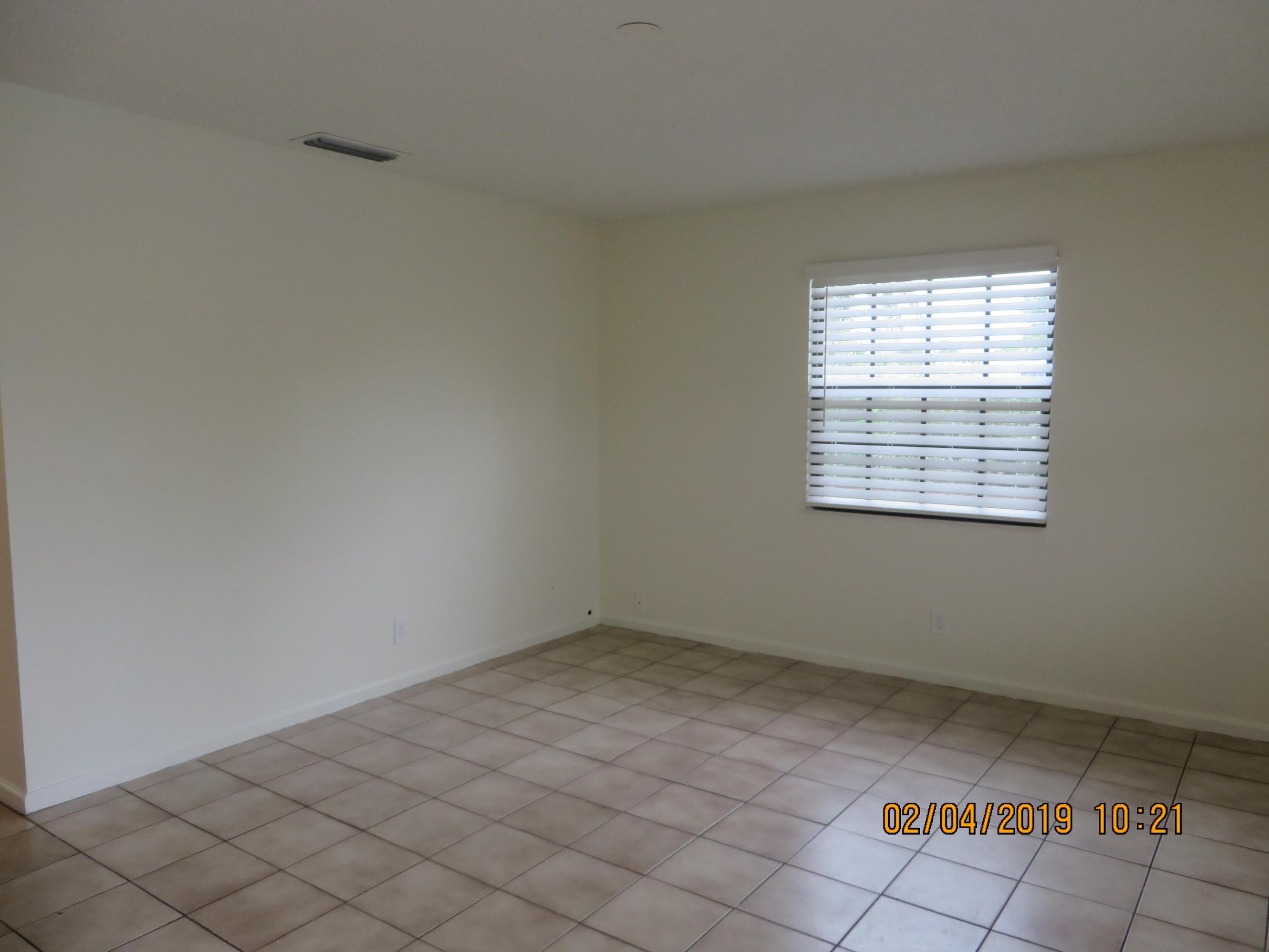 NORTHSIDE COND DECL FILED 7-2-81 IN - Residential Lease